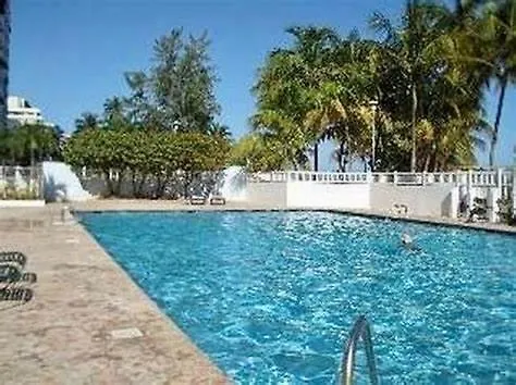 סן חואן Hobie Beachfront Apartment Isla Verde