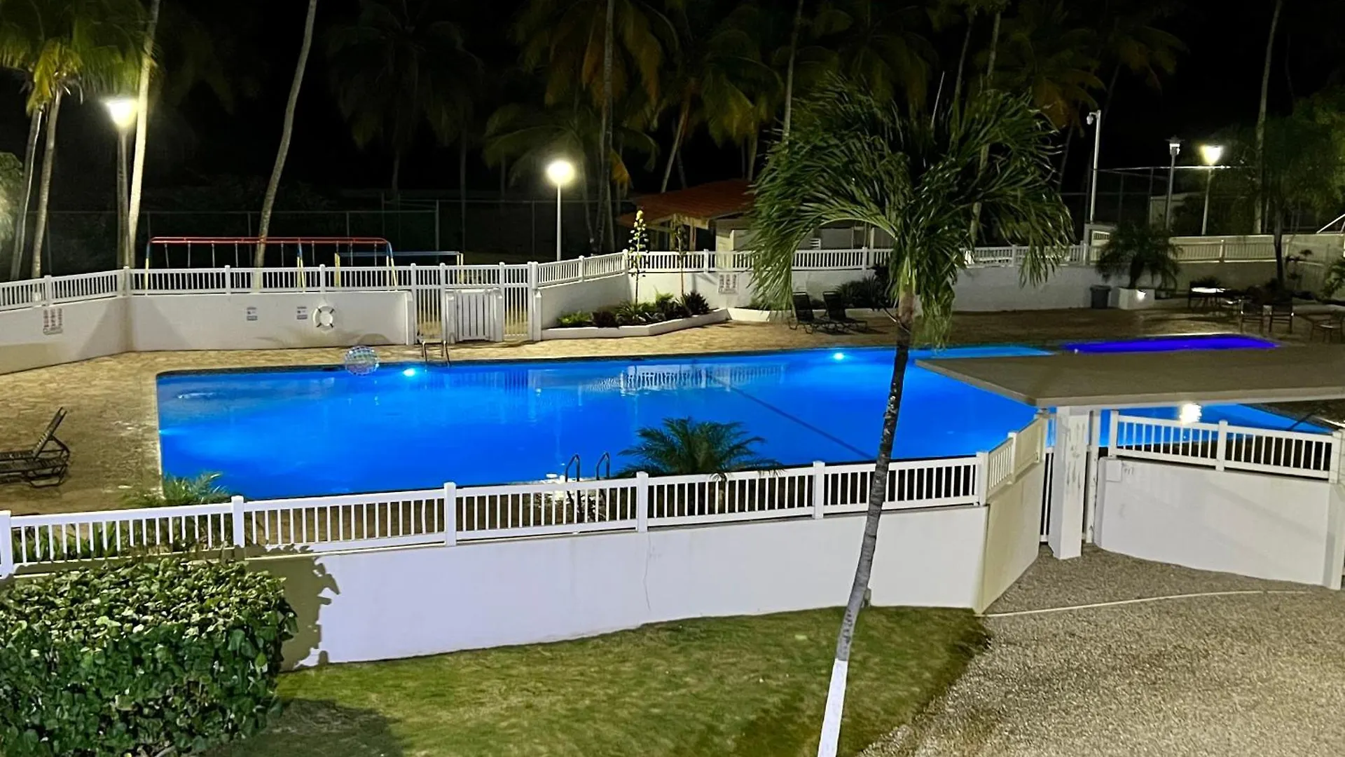 סן חואן Hobie Beachfront Apartment Isla Verde