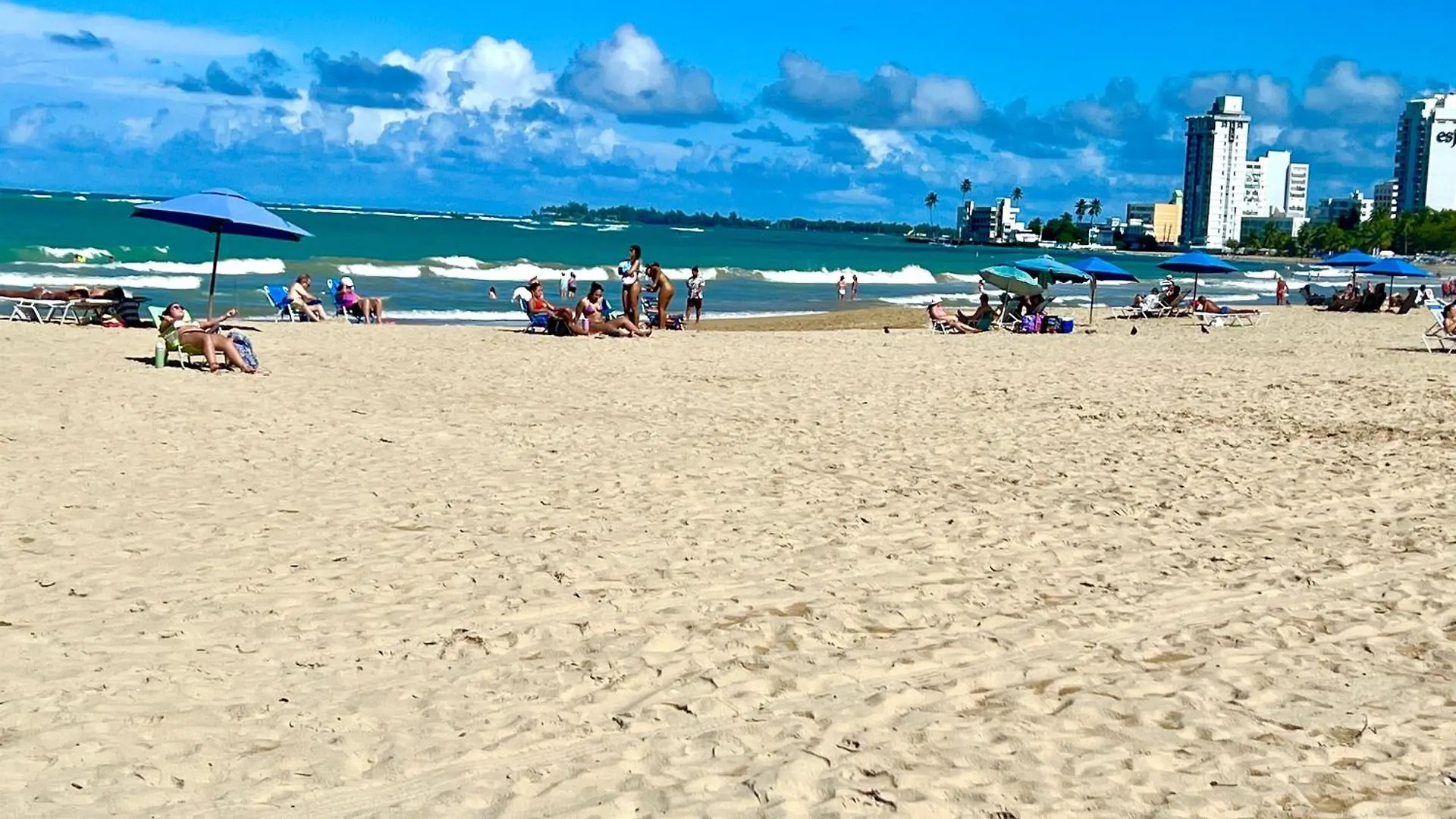 סן חואן Hobie Beachfront Apartment Isla Verde