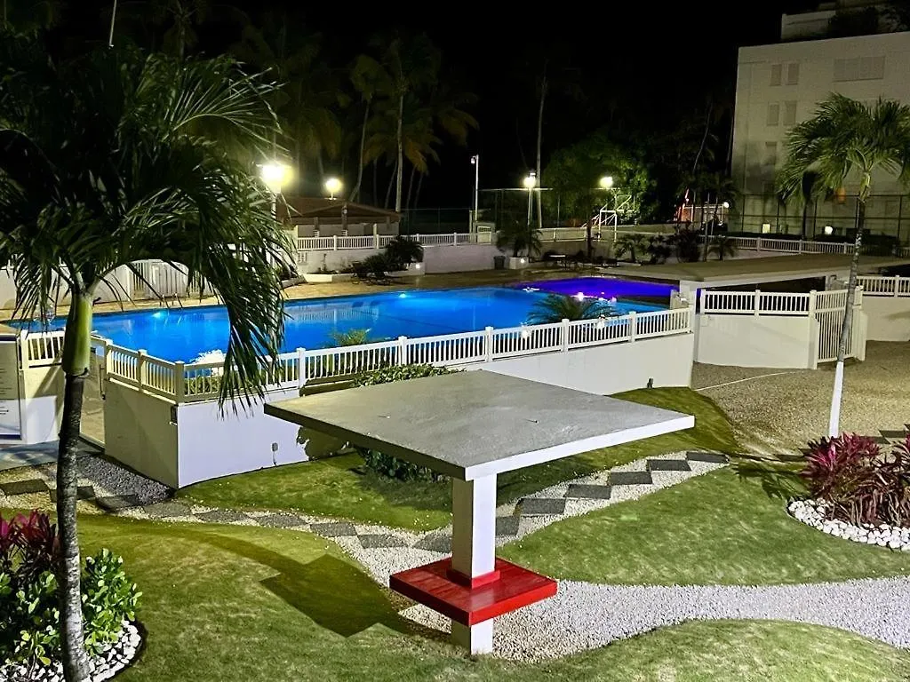 Hobie Beachfront Apartment Isla Verde San Juan