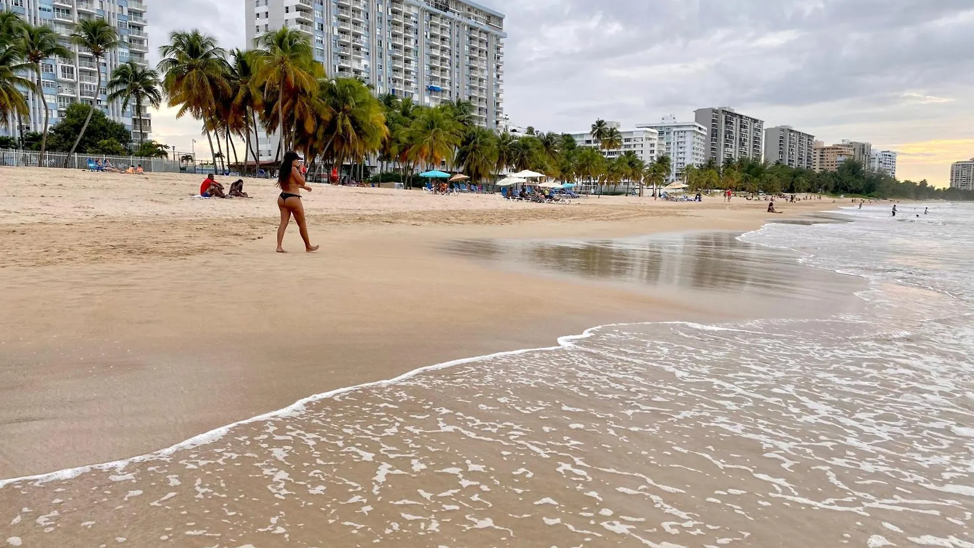 Hobie Beachfront Apartment Isla Verde San Juan