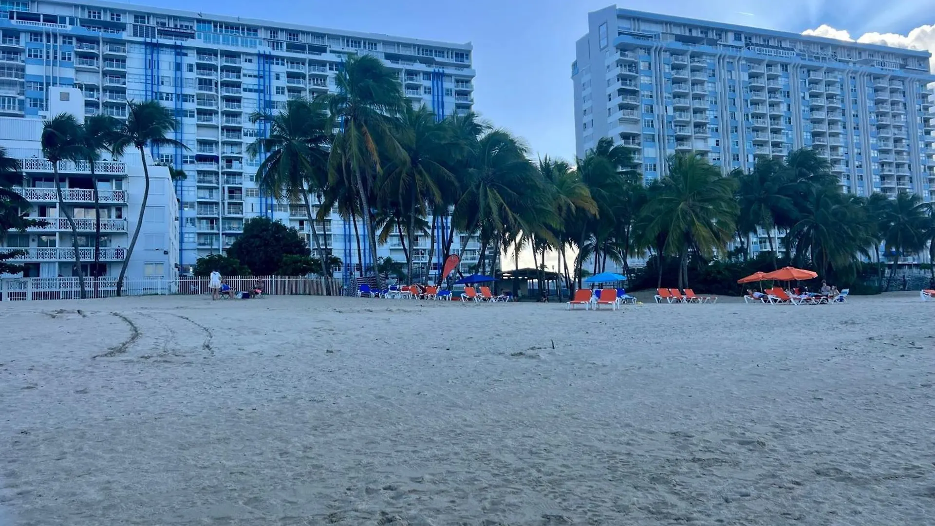 Hobie Beachfront Apartment Isla Verde San Juan