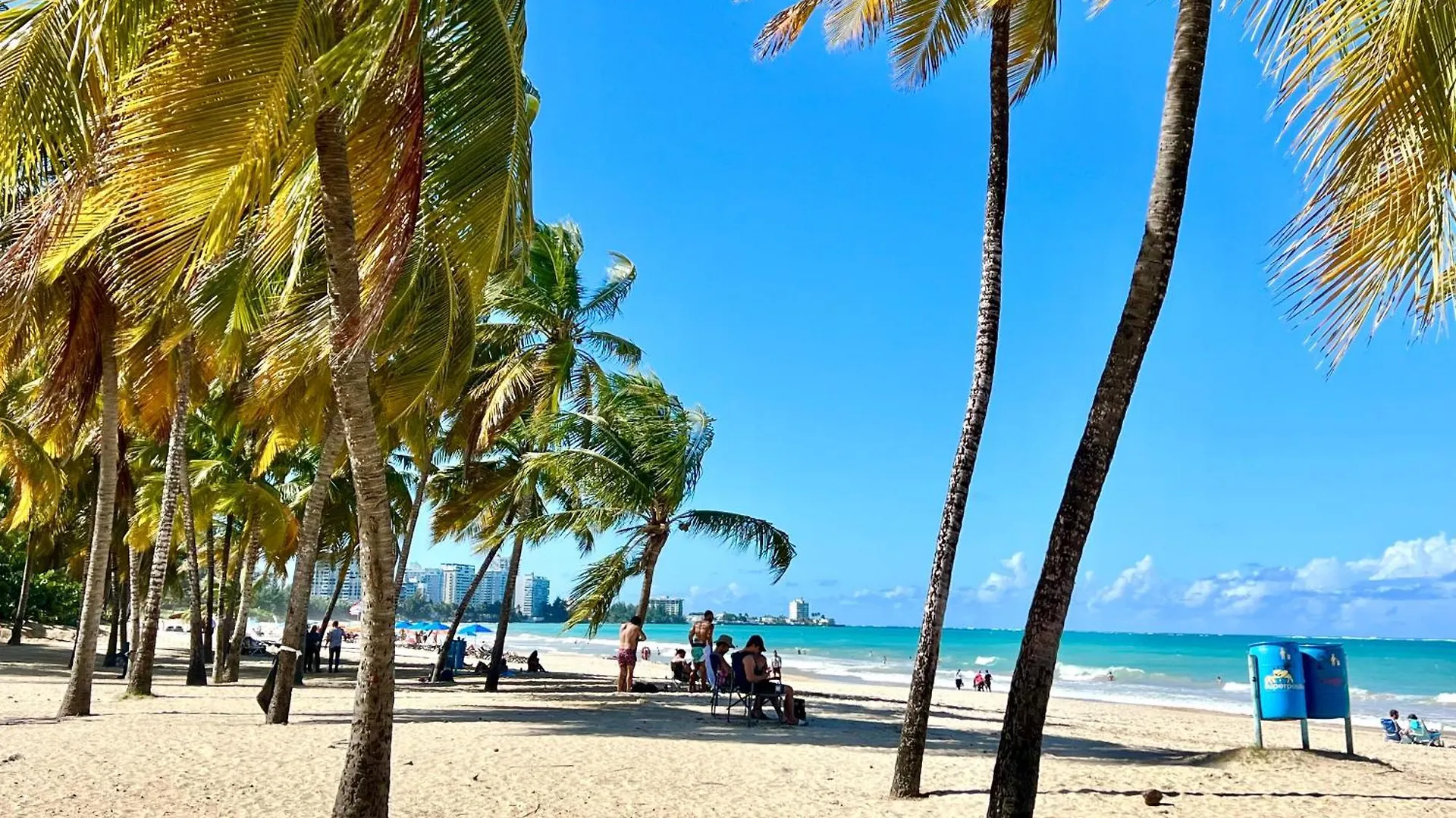 Hobie Beachfront Apartment Isla Verde San Juan